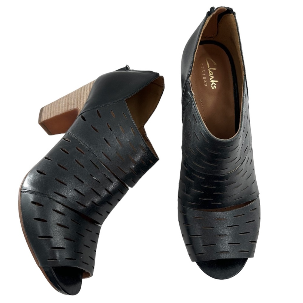 CLARKS | Black Leather Okena Sass Peep Toe Block Heel Bootie size 9.5
